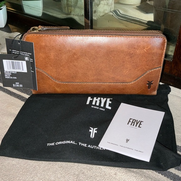 NWT Frye Leather Melissa Zip Around Wallet Cognac Brown Retail $158 - Picture 1 of 9